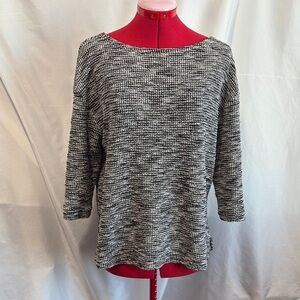 MM264 Joe Fresh Black and White Long Sleeve Tee